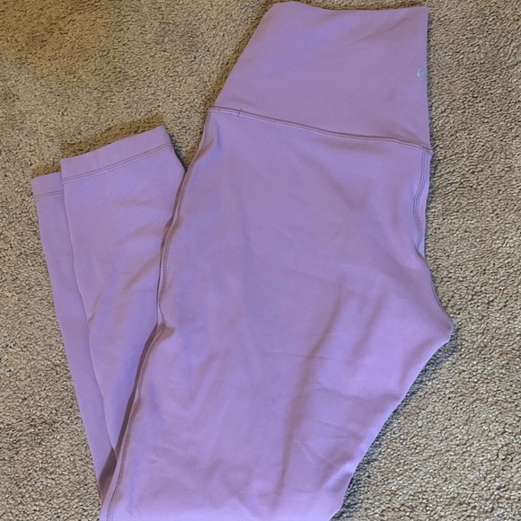 Lululemon size 10
Leggings - Picture 5 of 5